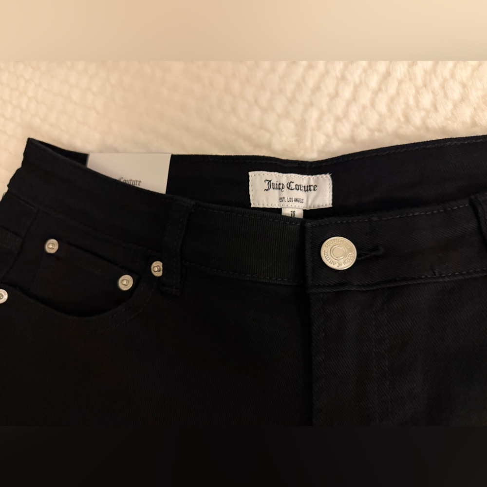 Juicy Couture Black Denim Jean Shorts 4.5” Inseam Size 10 - Picture 2 of 4